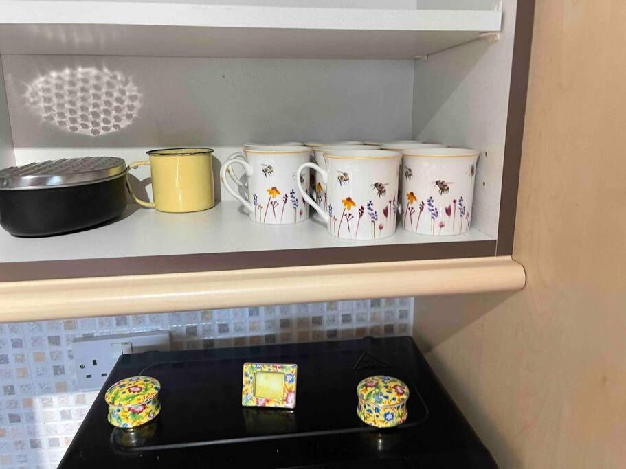 Yew Tree Cottage, 3 Bedroom, 4 Church Row Defynnog * Devynock