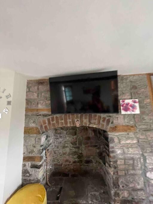 Holiday home Yew Tree Cottage, 3 Bedroom, 4 Church Row Defynnog Devynock